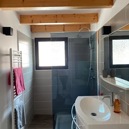 Duplex De 40 M2 Pres D'une Riviere بيت للعطل
